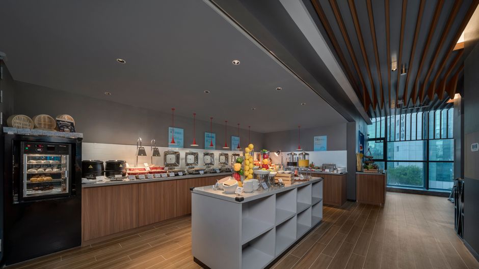 Holiday Inn Express Zhuhai Gongbei Restaurant