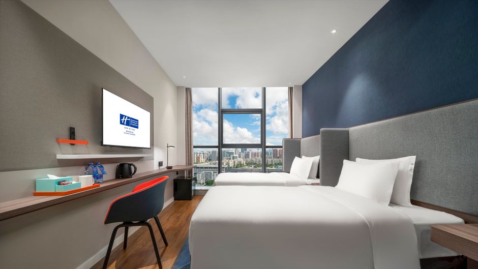 Holiday Inn Express Zhuhai Gongbei Room