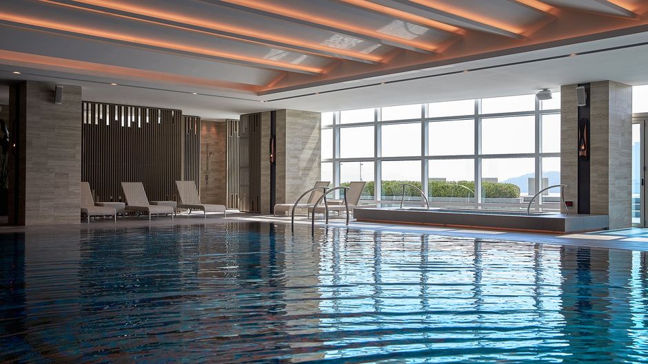 Signiel Busan Pool