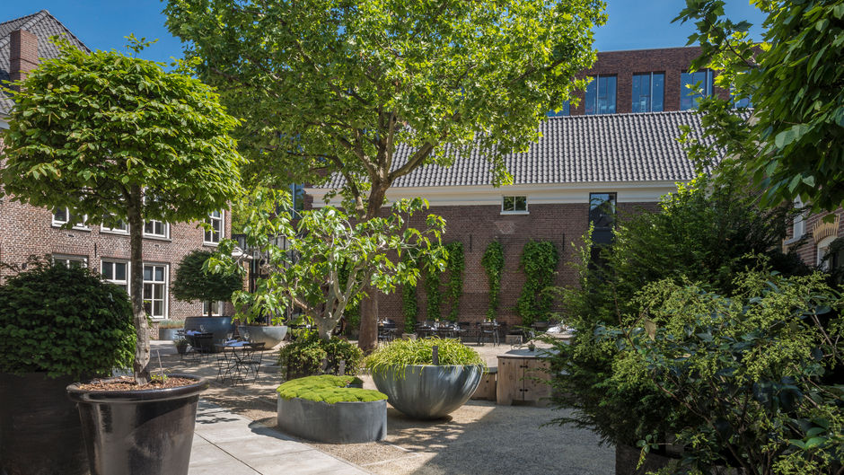Kazerne Hotel Exterior