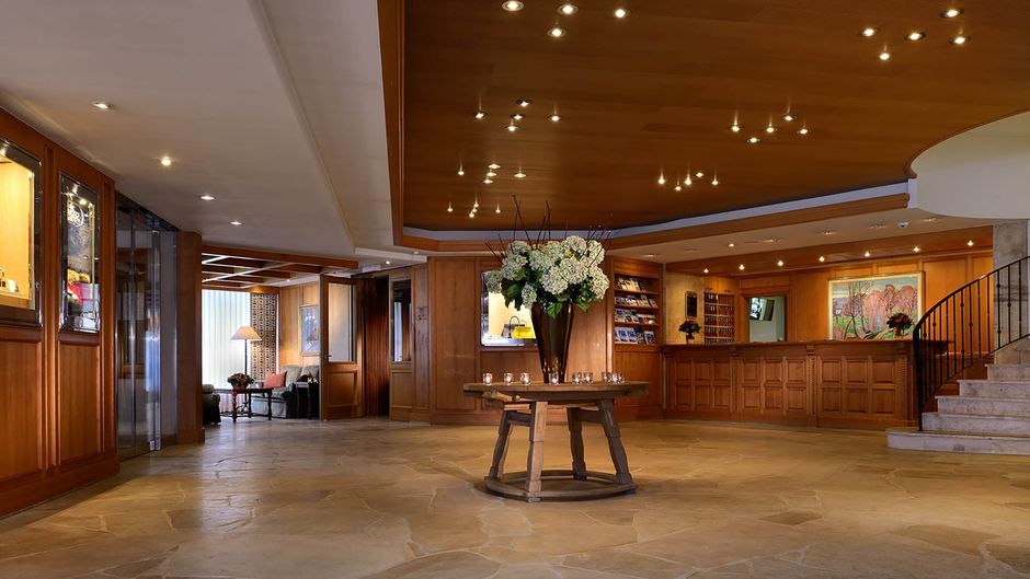 Crystal Hotel Lobby