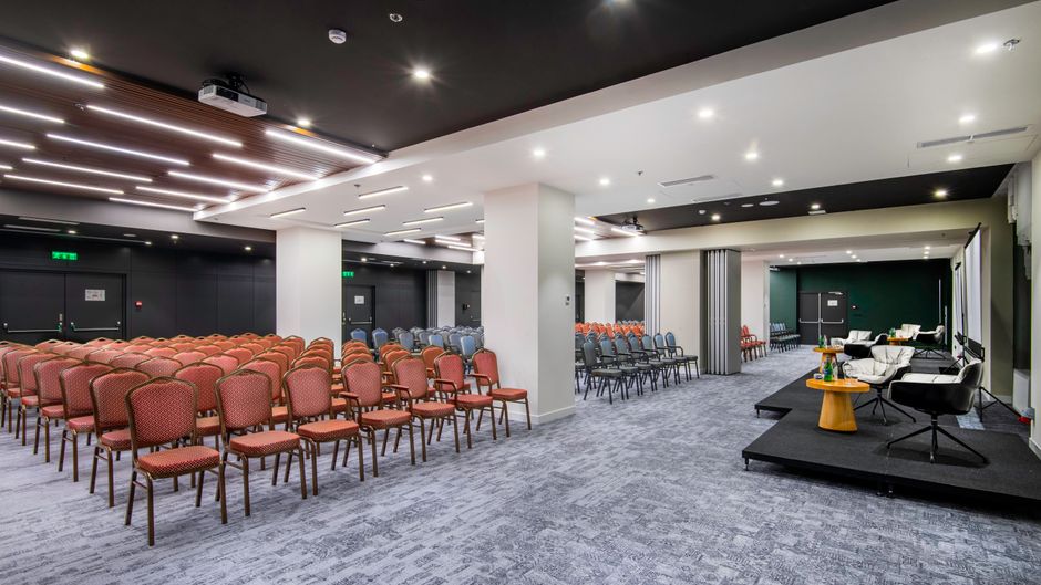 Holiday Inn Yerevan-Republic Square Ballroom
