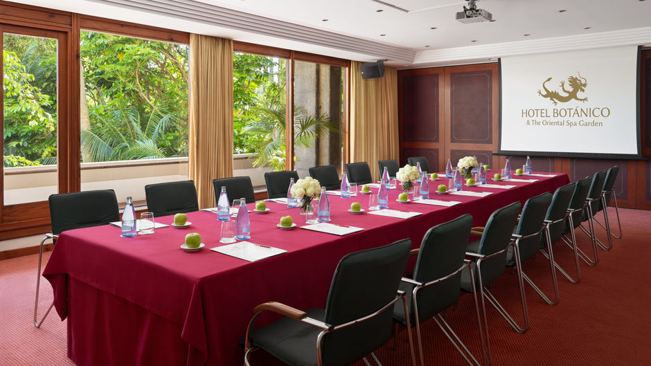 Hotel Botanico Meeting