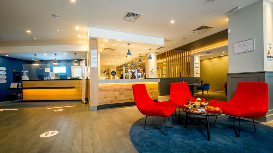 Holiday Inn Express Derry - Londonderry Lobby