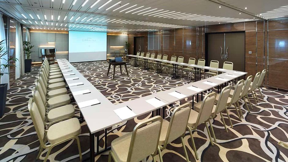 Sunborn Yacht Hotel Meeting