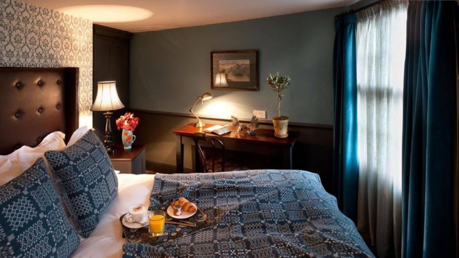 Crown & Thistle Hotel Room