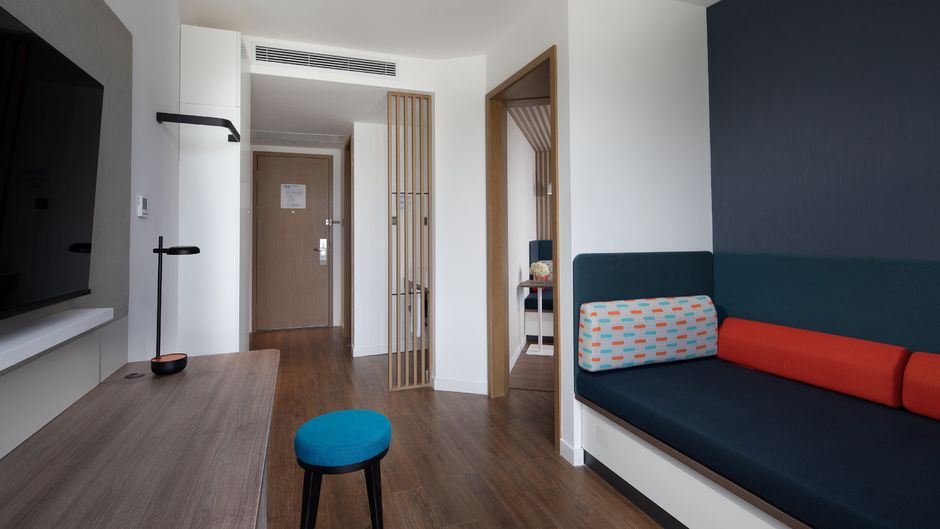 Holiday Inn Express Longquanyi North Suite