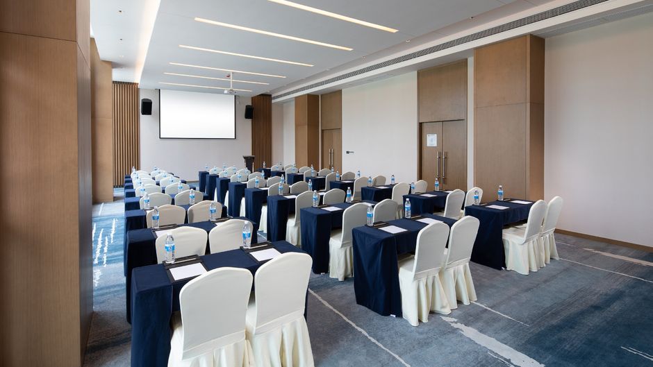 Holiday Inn Express Longquanyi North Meeting