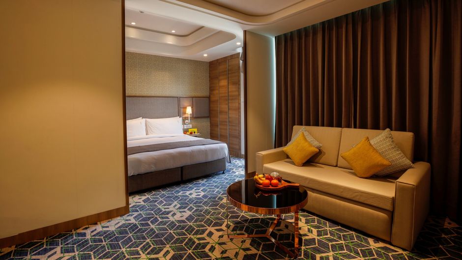 Holiday Inn Gurugram Sector 90 Suite