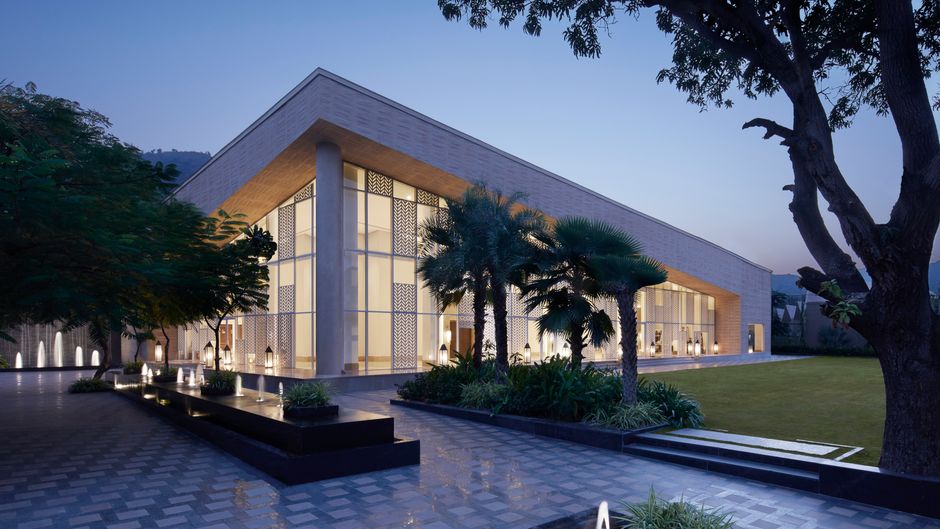Taj Aravali Resort & Spa Exterior
