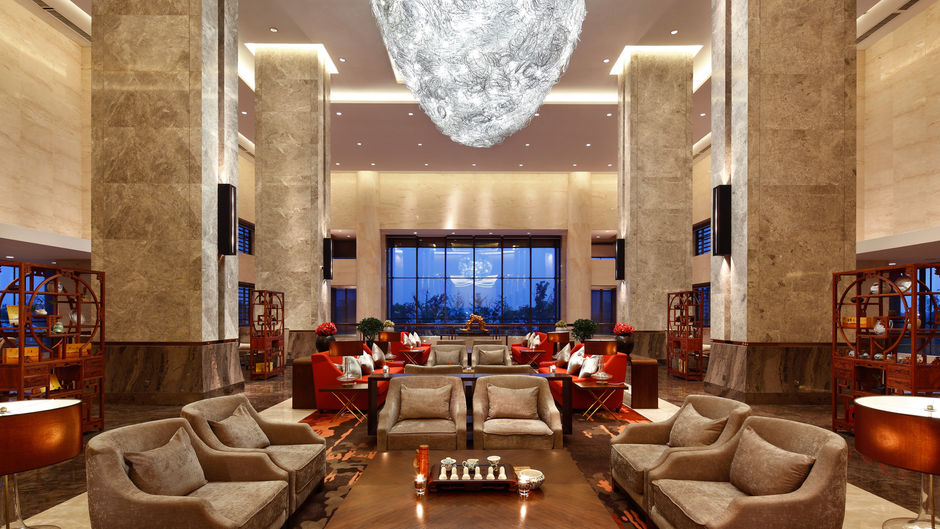 Crowne Plaza Xuzhou Dalong Lake Lobby