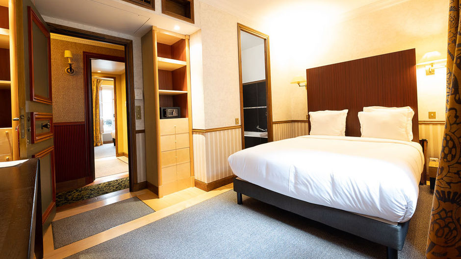 Relais Monceau Room