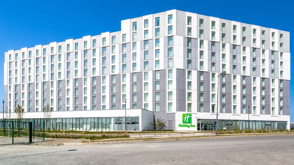 Holiday Inn Dublin Airport Exterior
