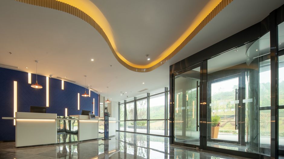 Holiday Inn Express Nanjing Happy Valley Lobby