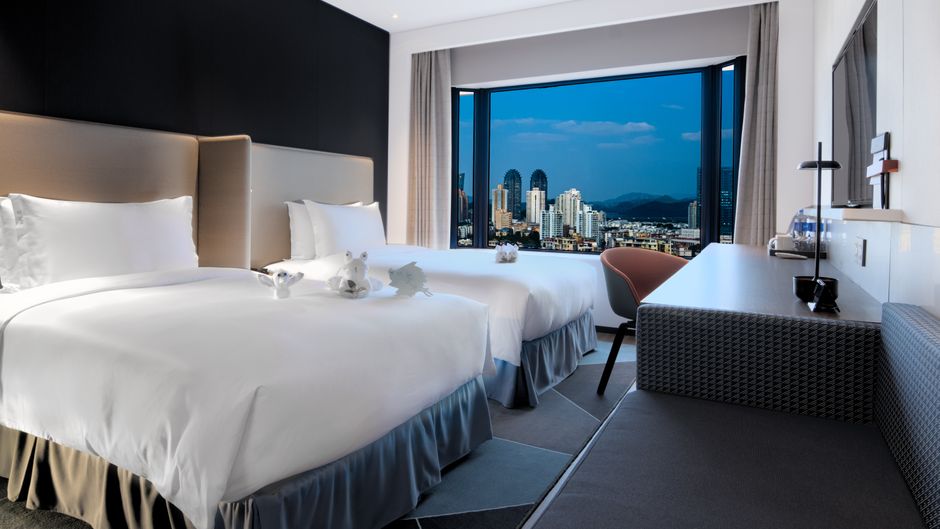 Holiday Inn Express Shenzhen Dongmen Room