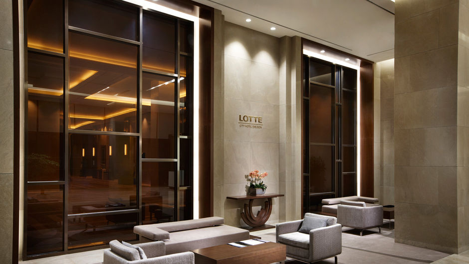 Lotte City Hotel  Daejeon Lobby