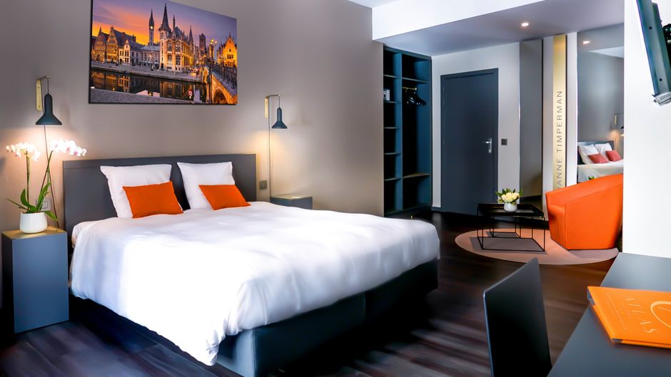 Atlas Hotel Room