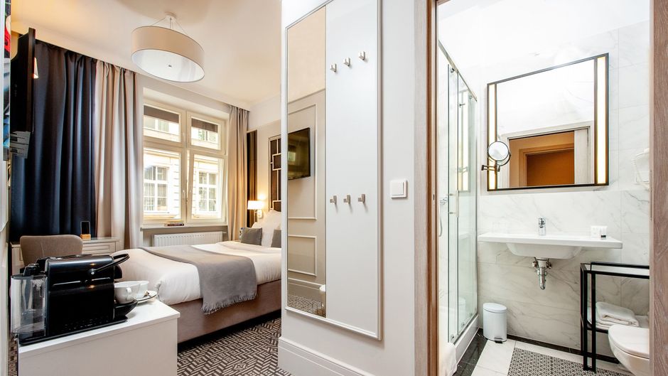 Amber Design Residence Room