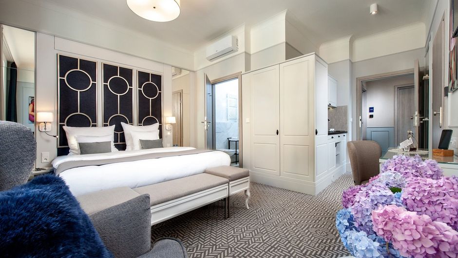 Amber Design Residence Room