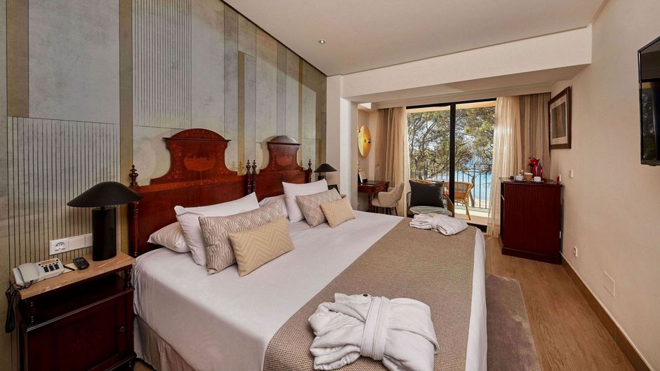 Secrets Mallorca Villamil Resort & Spa Room