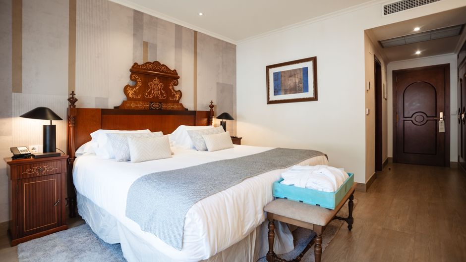 Secrets Mallorca Villamil Resort & Spa Room