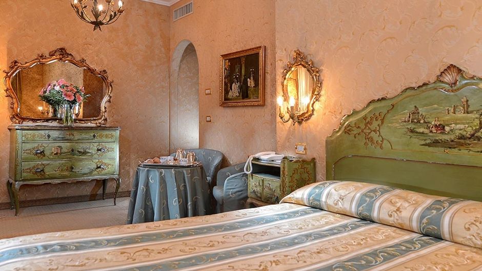 Concordia Hotel Room