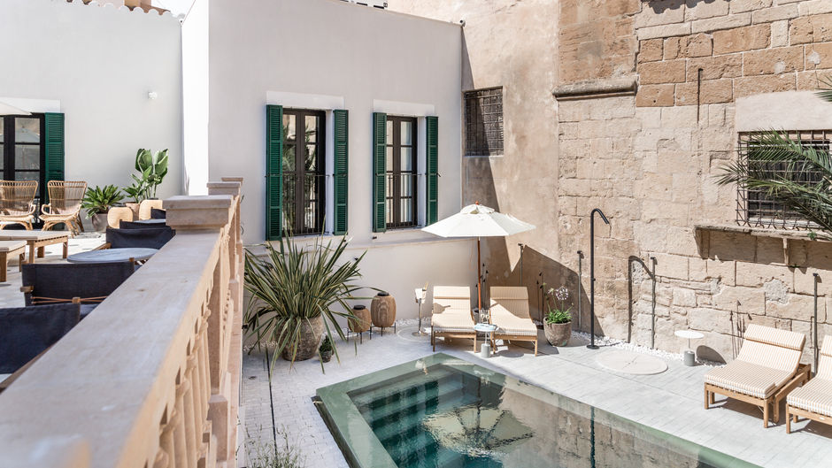 Concepcio by Nobis Pool
