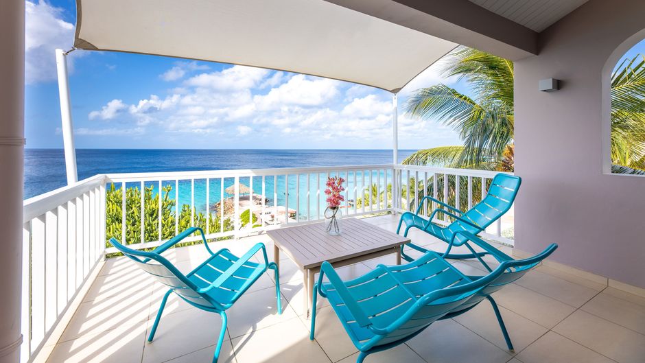 Oasis Coral Estate Beach Resort Room