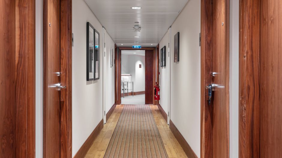 Staybridge Suites Newcastle Lobby