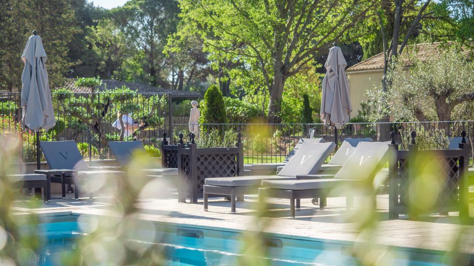 Le Vallon de Valrugues and Spa Pool