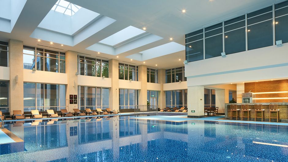 HUALUXE Ningbo Harbor City Pool