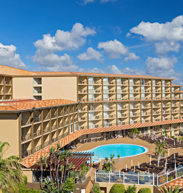 Four Views Oasis Hotel