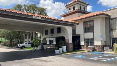 Red Roof PLUS+ Tampa - Busch Gardens