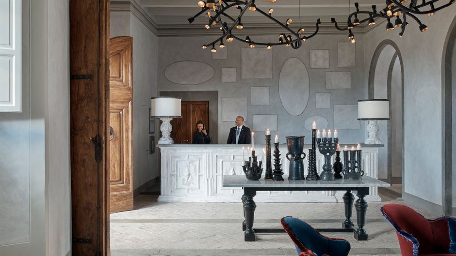 Como Castello del Nero Lobby