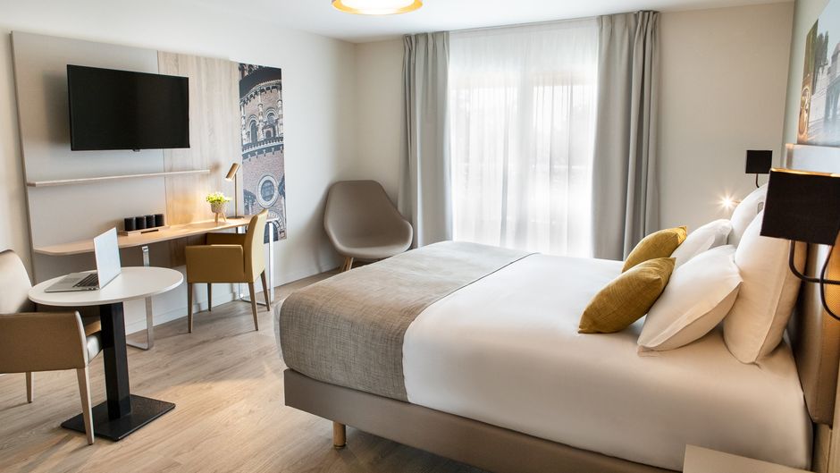 Toulouse Ponts Jumeaux Residhome Room