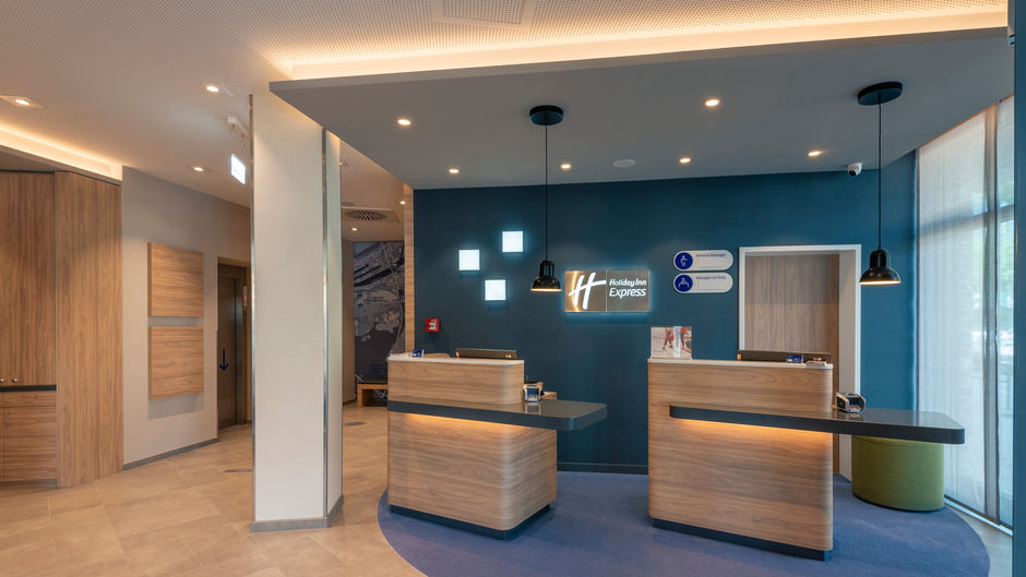 Holiday Inn Express Offenbach Exterior