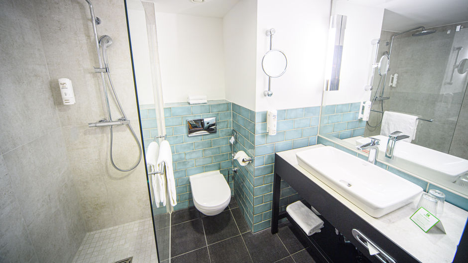 Holiday Inn Room