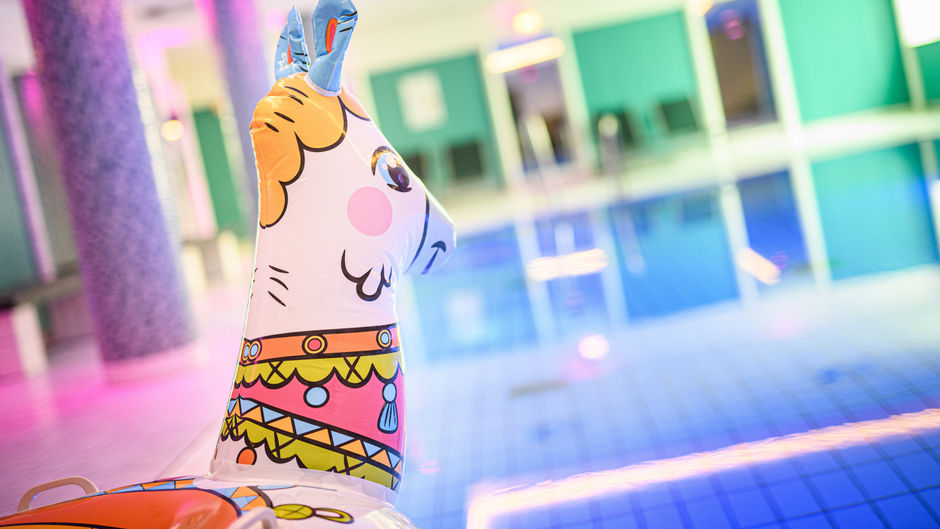 Holiday Inn Pool