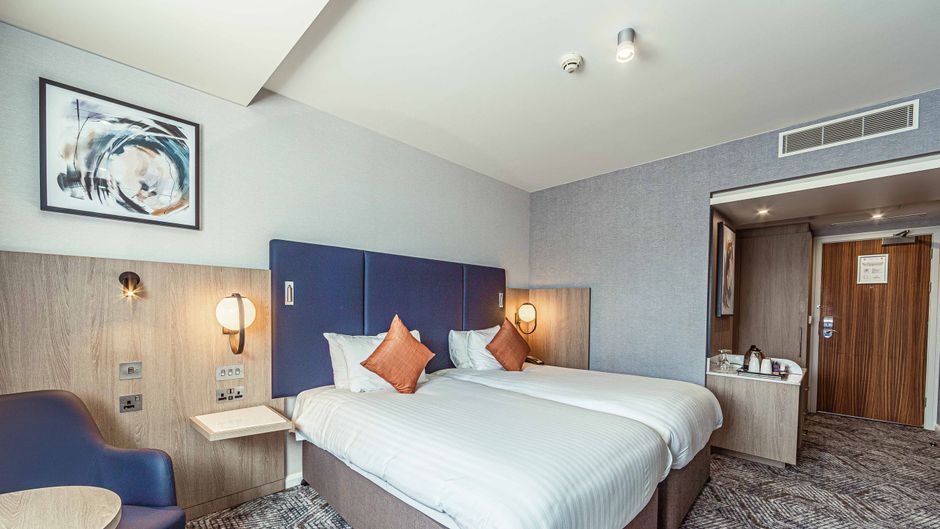 Crowne Plaza Reading Room
