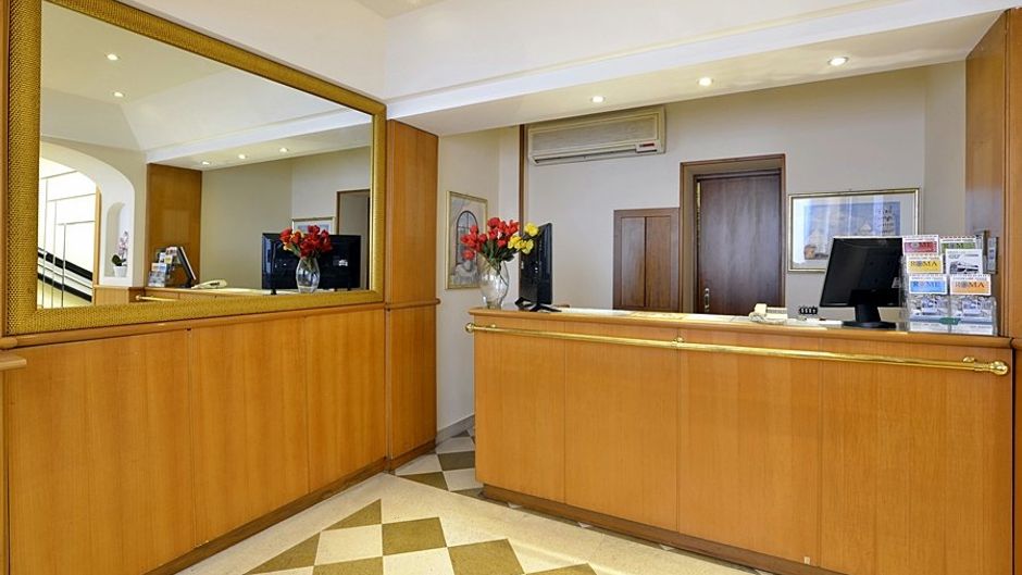 Hotel Tex Lobby