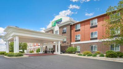 Holiday Inn Express Hotel & Suites