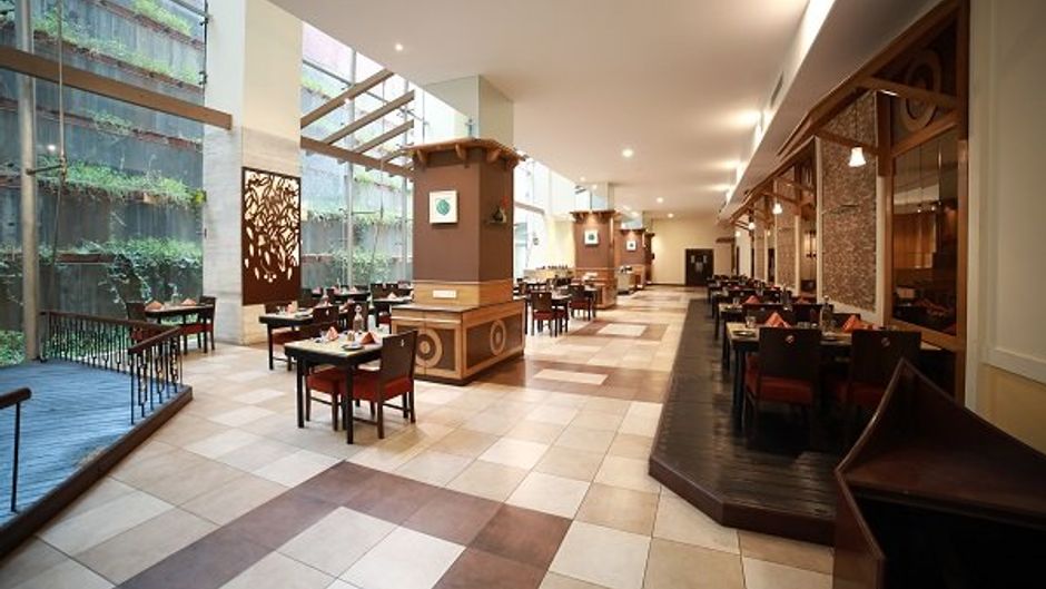 VITS Hotel Pune Restaurant