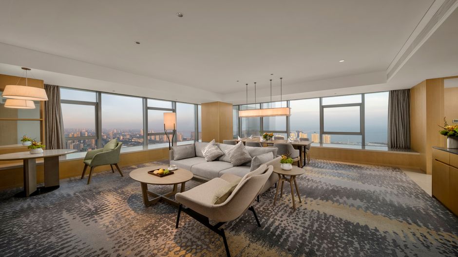 Holiday Inn Qinhuangdao Haigang Suite