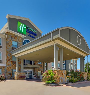 Holiday Inn Express Hotel & Suites