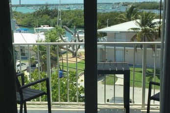 Skipjack Resort & Marina