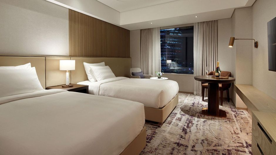 Lotte Hotel World Room