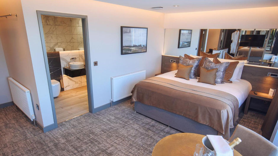 Redhurst Hotel Suite