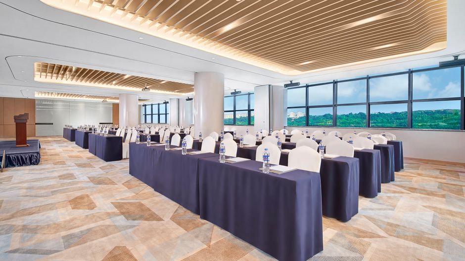 Holiday Inn Express Airport Zone Meeting
