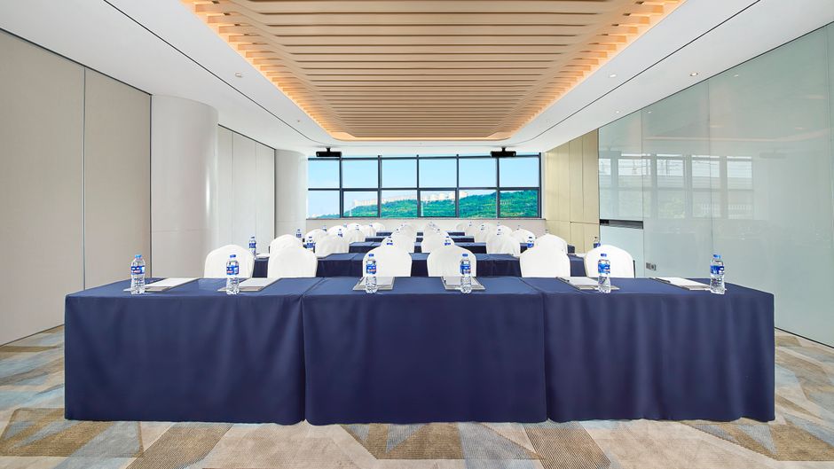 Holiday Inn Express Airport Zone Meeting
