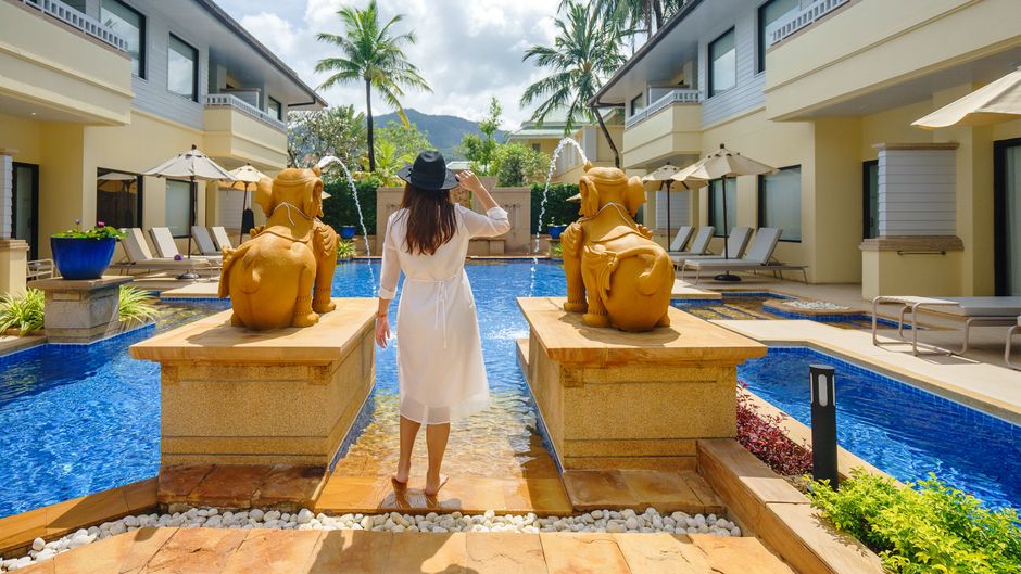Holiday Inn Resort Phuket Pool